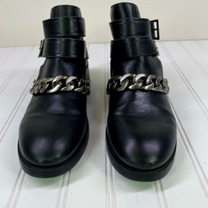 Zara chained boots
